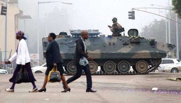 Генсек ООН призвал к спокойствию после сообщений о “путче” в Зимбабве