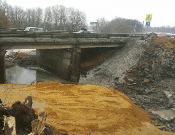 Строители расчистили русло реки в Раменском районе по предписанию Минэкологии
