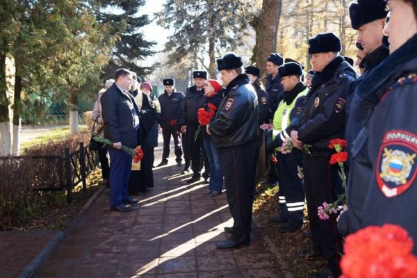 ОМВД по Солнечногорскому району почтили память сотрудников, погибших при исполнении служебных обязанностей