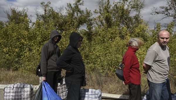 Пленных из Донбасса доставили к месту, где пройдет обмен с Киевом