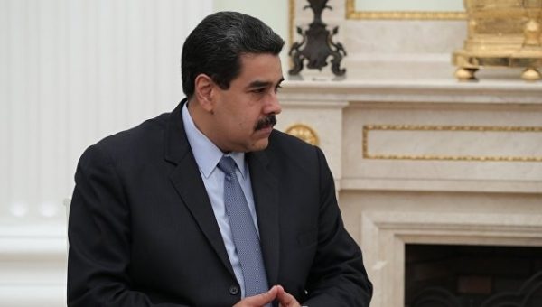 Венесуэла готова перестать продавать нефть в США, заявил Мадуро
