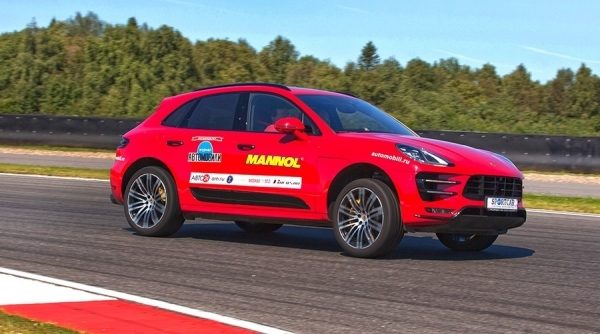 Тест-драйв JaguarF-Pace 3.0 S/C, MercedesGLC Coupe 43 AMG 4MATIC, PorscheMacan Turbo 3.6 Performance