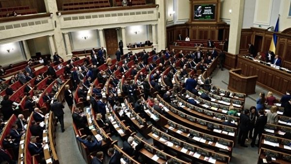 На Украине рассмотрят закон о реинтеграции Донбасса