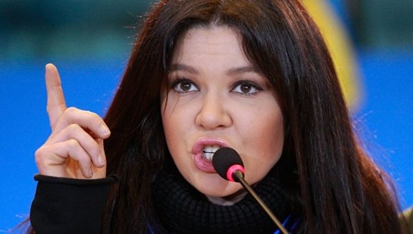Руслана рассказала о “вирусах” и “отравленной воде” на Майдане