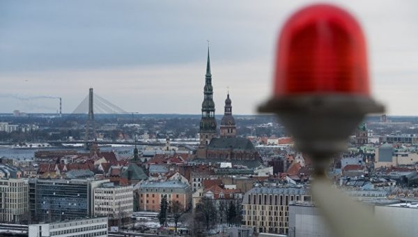 В Латвии российских пенсионеров хотят лишить льгот на проезд