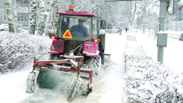 Более 5 км тротуаров очистили от снега в Истре после проверки Госадмтехнадзора