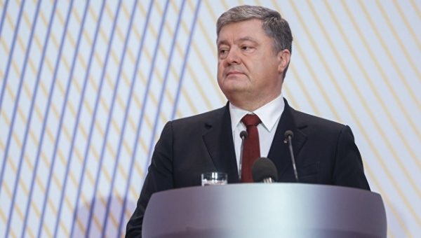 Порошенко предложил ужесточить процедуру предоставления гражданства Украины