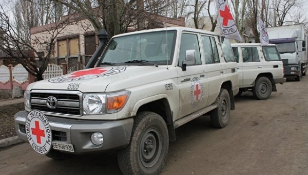 МККК направил в Донбасс 11 машин с гуманитарной помощью