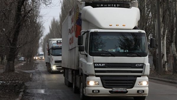 МККК и организация “Человек в беде” направили в Донбасс 18 машин с помощью