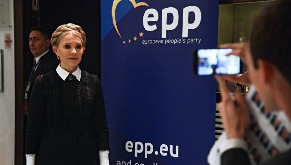 Тимошенко – лидер рейтинга кандидатов в президенты Украины, показал опрос