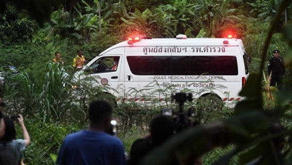 В Таиланде более 50 человек пострадали в ДТП с туристическим автобусом
