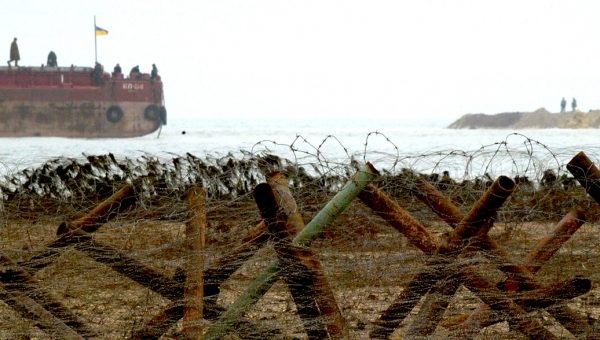 Украина закроет часть Азовского моря из-за учений, заявил журналист