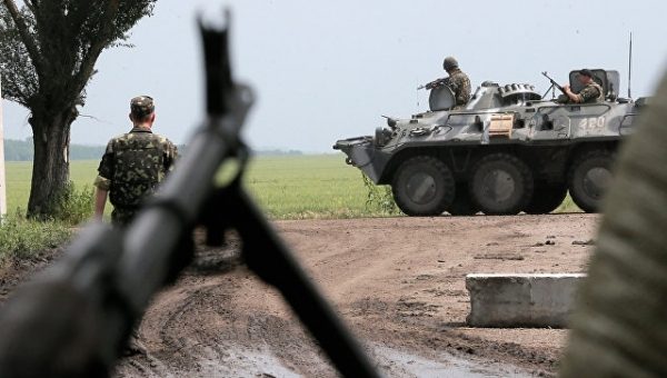 Порошенко провоцирует эскалацию конфликта в Донбассе, заявили в МИД ДНР