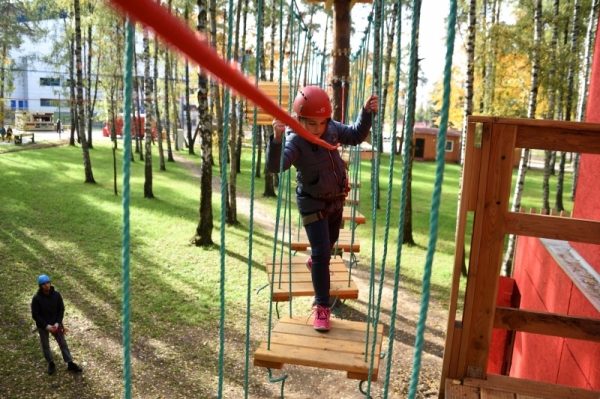 Крупнейший в Подмосковье веревочный парк открылся в Балашихе
