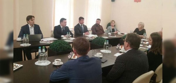 Губернатор в Солнечногорске обсудил с жителями работу сайта «Добродел»