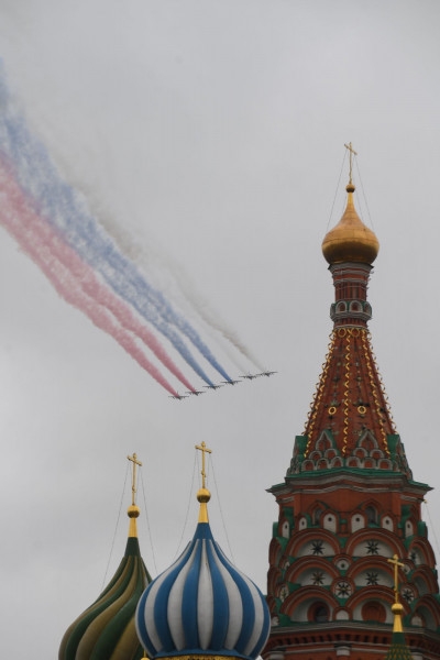 Андрей Воробьев посетил главный военный Парад на Красной площади