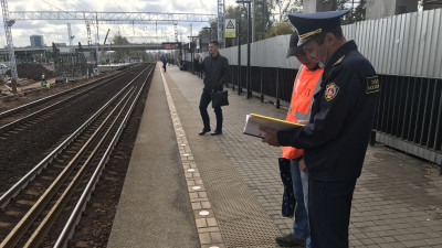 Более 70 нарушений в содержании железнодорожных объектов устранили в Подмосковье