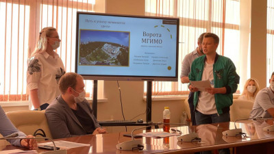 Студенты кафедры ЖКХ защитили экзамен примере благоустройства Одинцовского Кампуса МГИМО