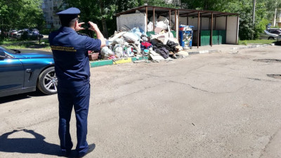 Более 1,3 тыс. нарушений содержания контейнерных площадок пресекли в Подмосковье