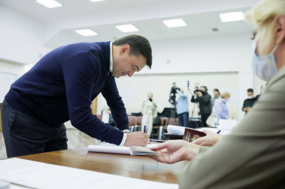 Андрей Воробьев принял участие в голосовании