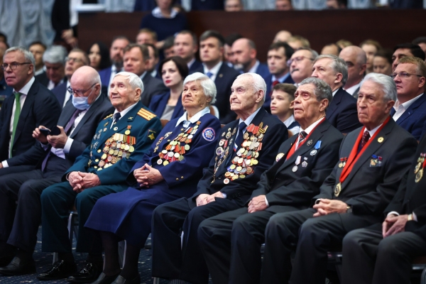 Андрей Воробьев открыл мероприятие, приуроченное к 92-летней годовщине со дня образования региона