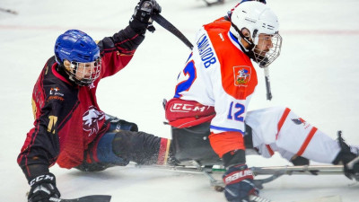 Подмосковный «Феникс» стал победителем 1-го круга чемпионата России по следж-хоккею