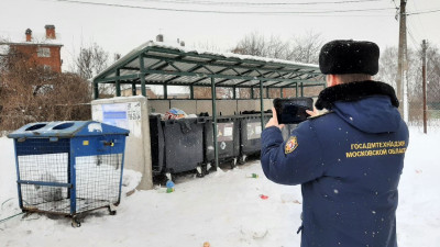 Более 5,7 тыс. нарушений содержания контейнерных площадок пресекли в Подмосковье