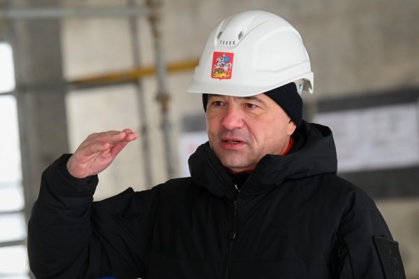 Андрей Воробьев и Тимур Иванов проверили ход строительства медицинского комплекса в Истре