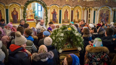Рождественские богослужения прошли более чем в 500 храмах Московской области