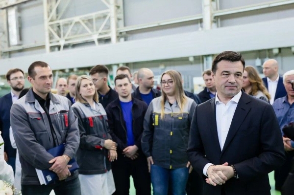 Губернатор Подмосковья посетил авиазавод в Луховицах