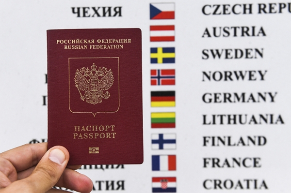 Эксперт назвала европейский сервис мифом в свете возможного запрета выдачи шенгена россиянам