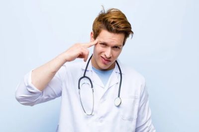 Почти половина врачей в США стали свидетелями неподобающего поведения коллег на рабочем месте