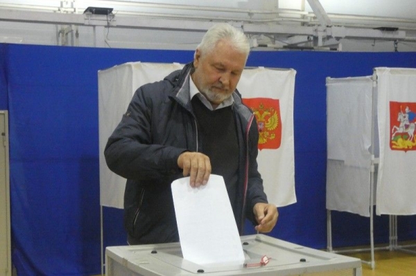 Председатель Общественной палаты Наро-Фоминска проголосовал на выборах