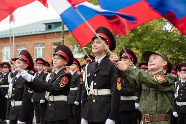 Конкурс строя и песен прошел в Радумльском лицее-интернате