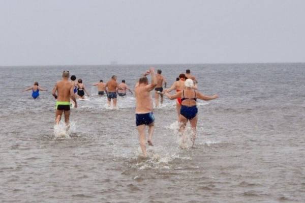 Заплыв моржей в Северодвинске восхитил пользователей соцсетей