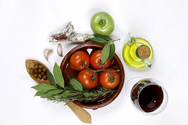 Диетолог рассказала о пользе средиземноморской диеты