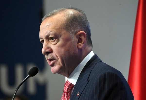 Почему Эрдоган пытается всем угодить - мнение политолога