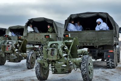 Минобороны предложило уравнять добровольцев с профессиональными военными при получении медпомощи