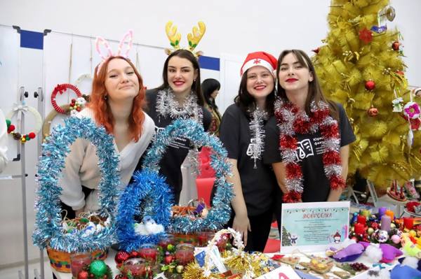 Рождественская ярмарка прошла в подмосковной Коломне
