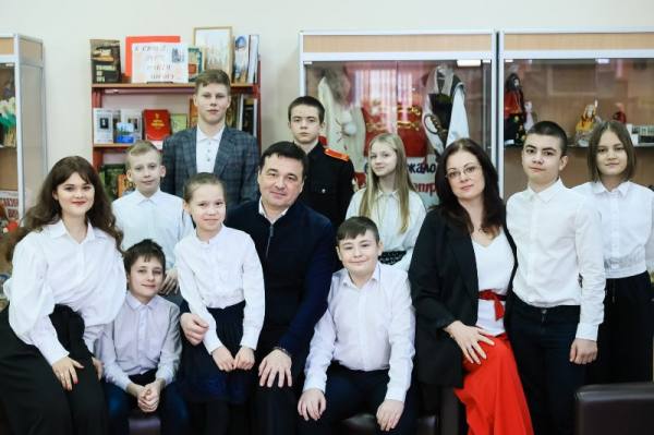 Андрей Воробьев: наши школьники вносят большой вклад в поддержку СВО
