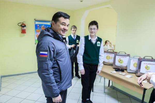 Андрей Воробьев сообщил о планах по досрочному завершению строительства учебного корпуса в Долгопрудном