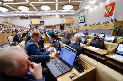 Минздрав призвал обеспечить доступность медпомощи при введении запрета на смену пола в России