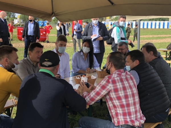 Губернатор Подмосковья поблагодарил фермеров за участие в фестивале в Истринском городском округе